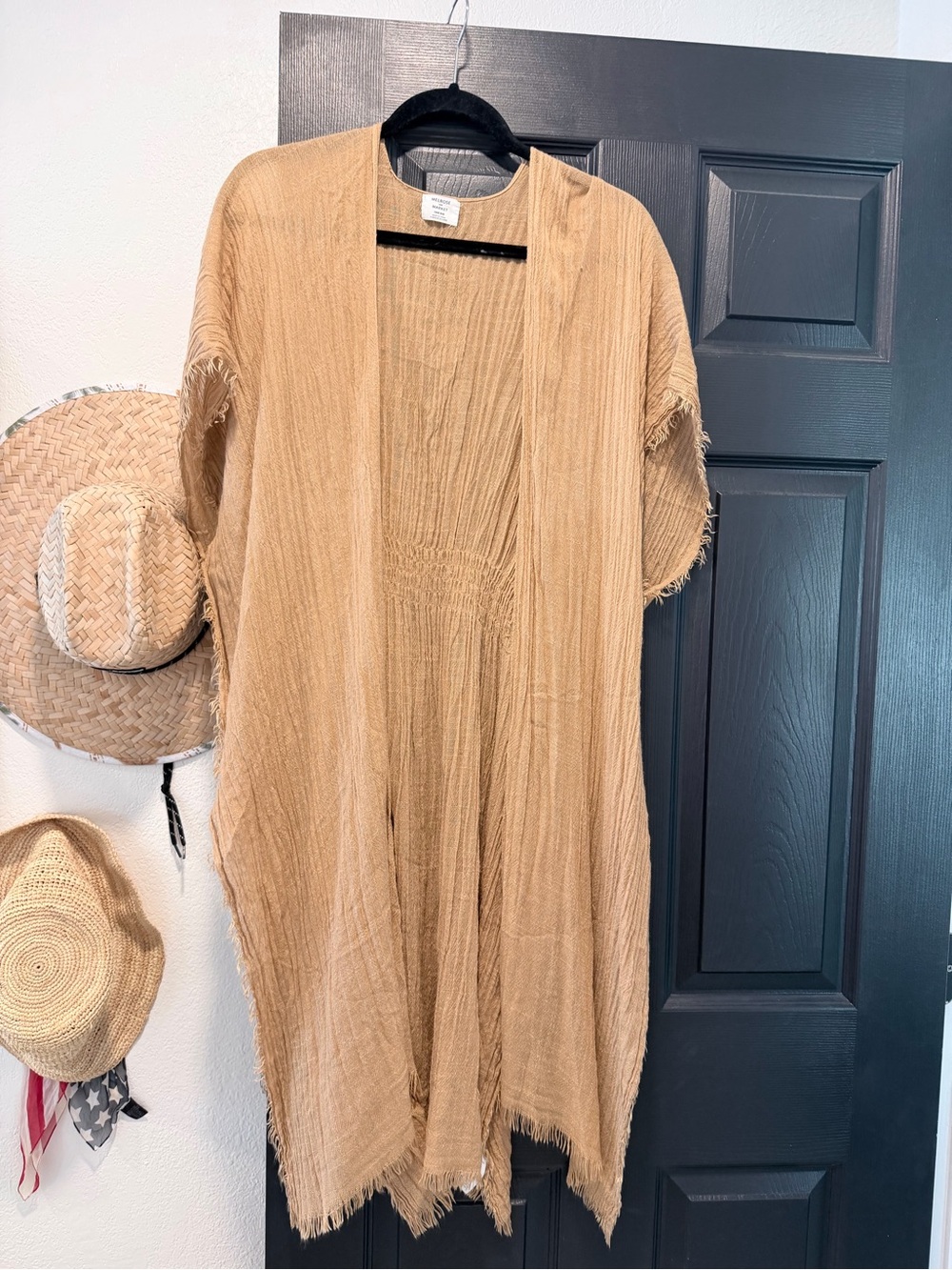 Women's sleeveless textured garment